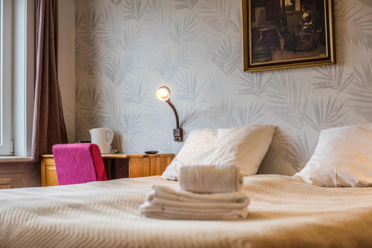 Hotel Le Provencal สเลาส์ ภายนอก รูปภาพ
