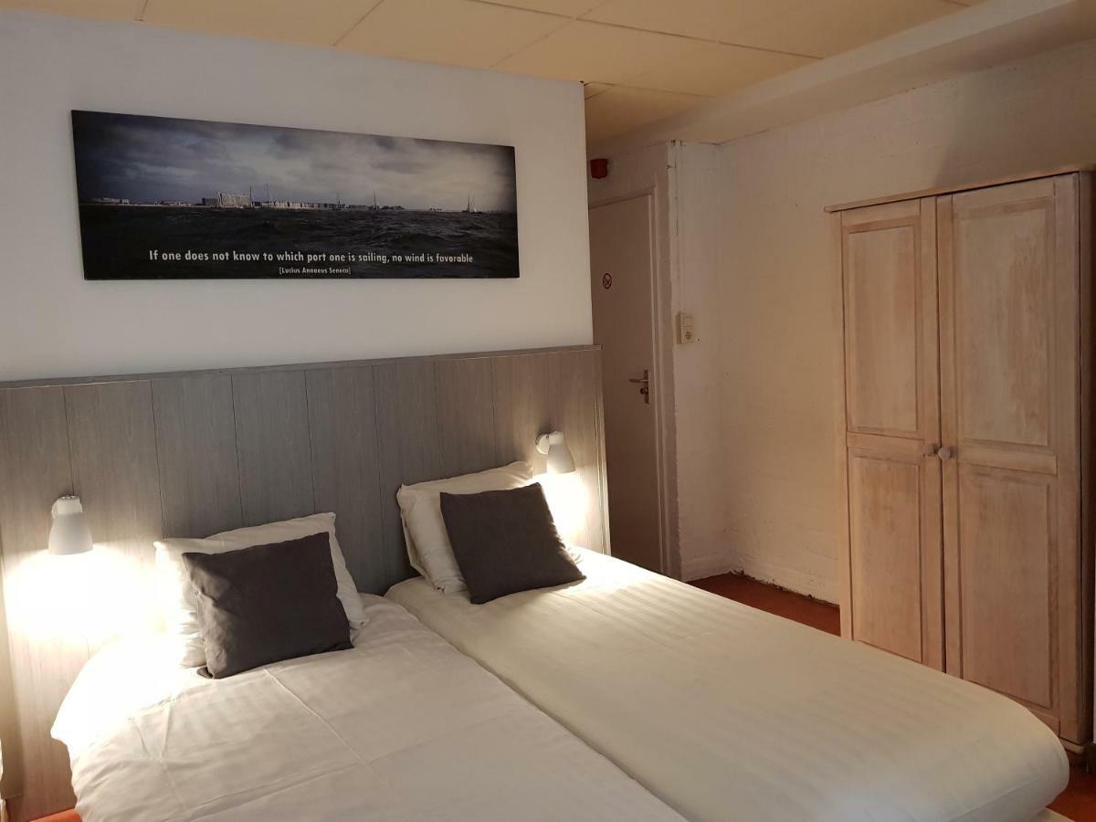 Hotel Le Provencal สเลาส์ ภายนอก รูปภาพ